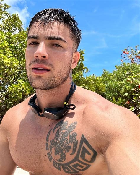 Daniel Montoya Porn