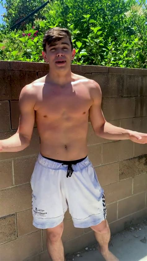 Hayes Grier Onlyfans