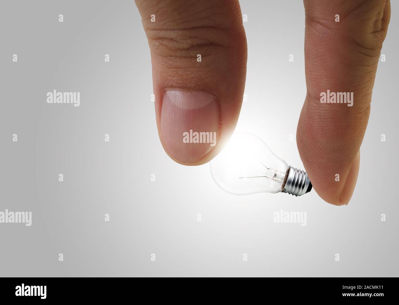 What Causes Light Bulb Fingers? Symptom Relief